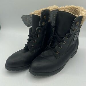 Cougar ankle boots B52 leather upper Size 6.5 very little wear